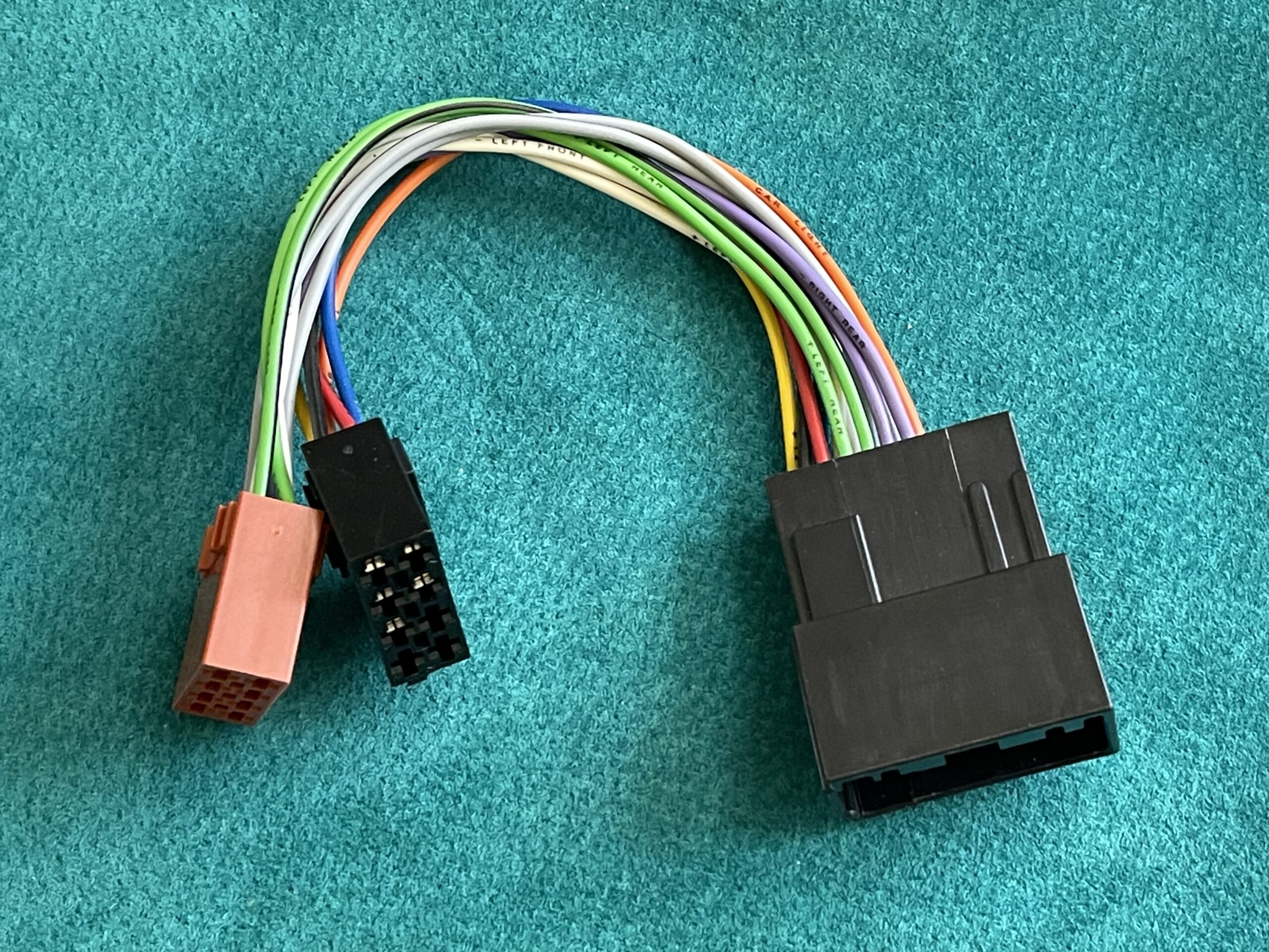 ISO Adapter hendus Jaguar Dageron Autokaubad Raplas ISO Adapter hendus Jaguar Dageron Autokaubad Raplas