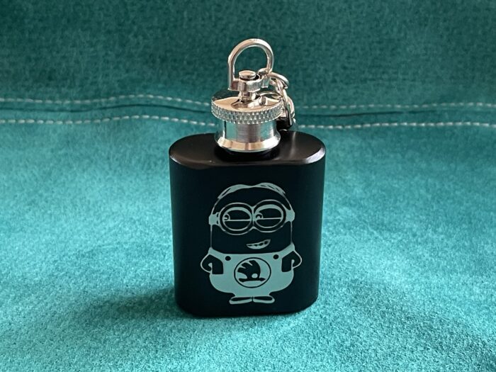 Lasergraveeringuga roostevabast HIP FLASK 30ml./võtmehoidja - Image 7