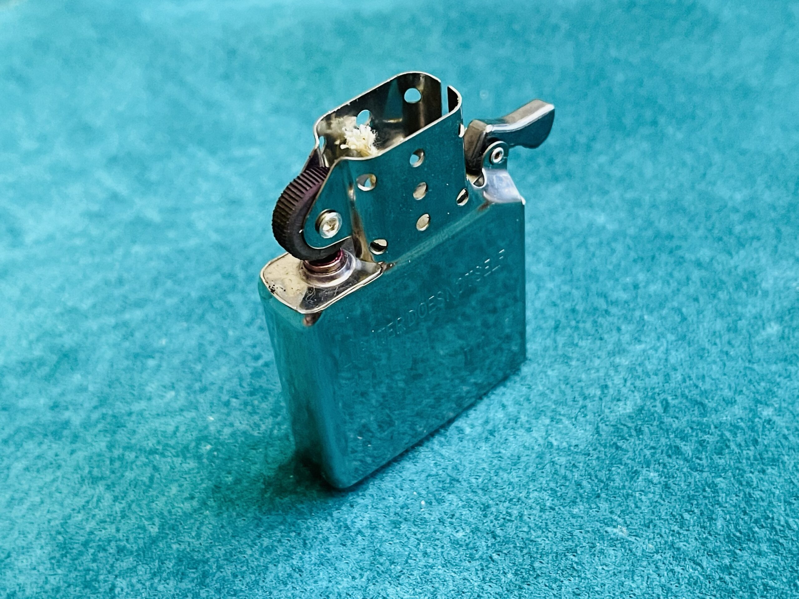 ZIPPO stiilis metallkorpusega välgumihkel / tulemasin metallist kinkekarbis - Image 4