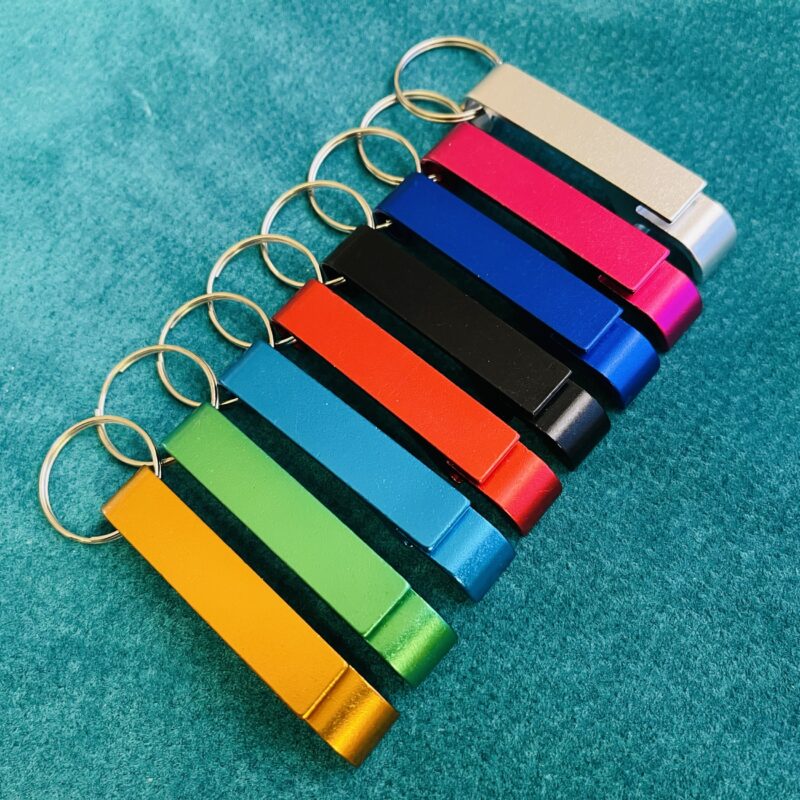 Alumiiniumist võtmehoidja - avaja.