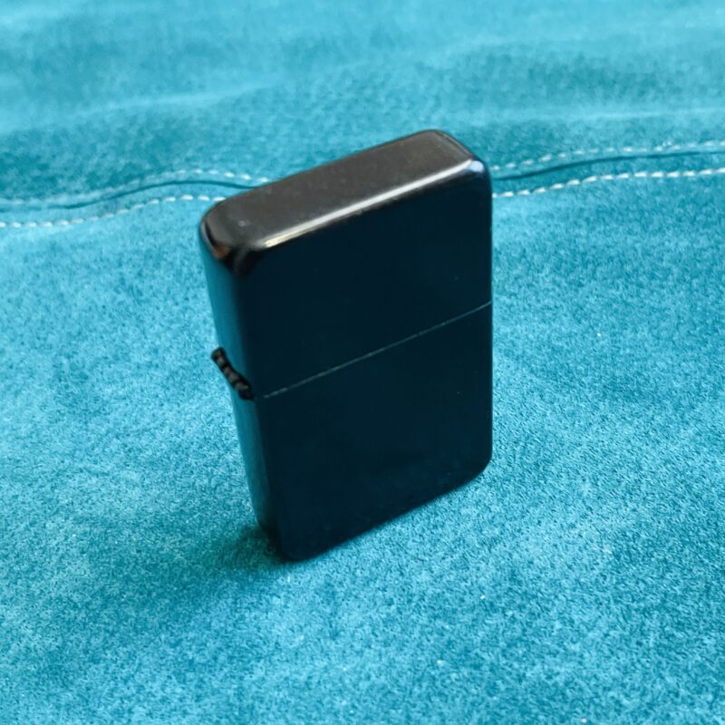 ZIPPO stiilis metallkorpusega välgumihkel / tulemasin metallist kinkekarbis