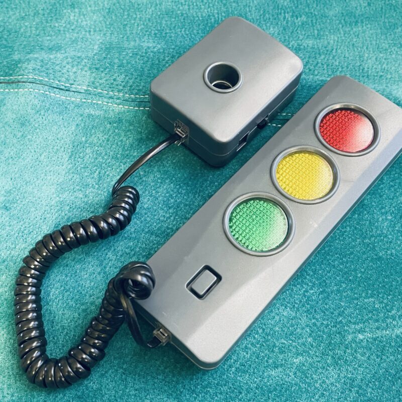 Seinale kinnitatav parkimisabi