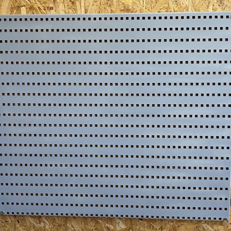 Perfoseina metallist plaat 87x75 cm